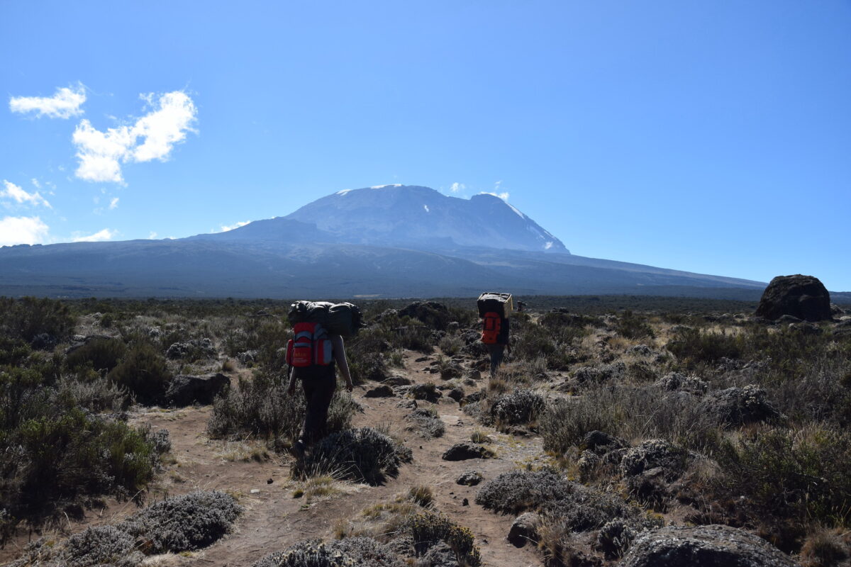 Beklimming Kilimanjaro tijdens een safari met Caracal Tours & Safaris in Tanzania
